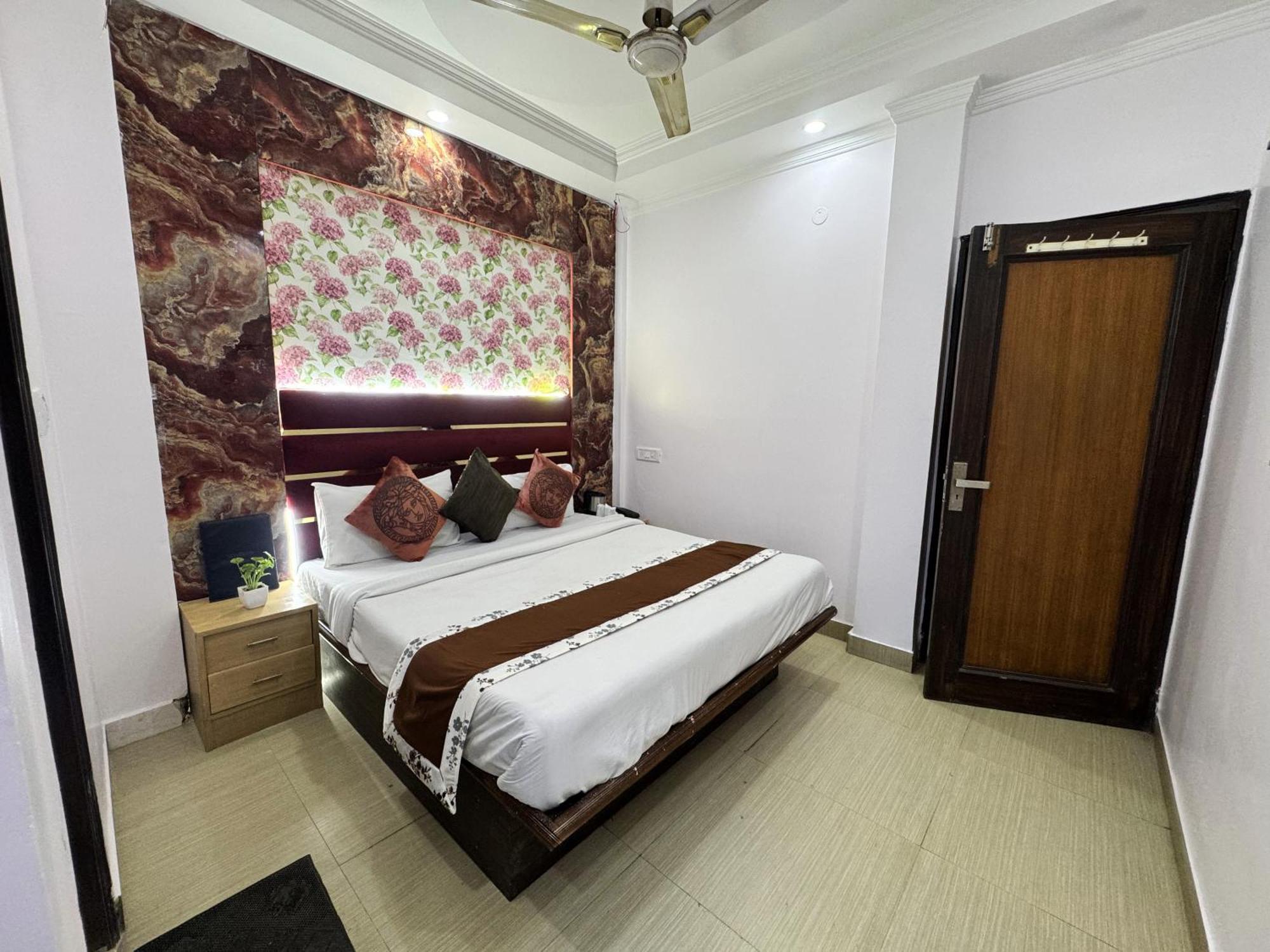Hotel Jai Balaji, Paharganj, New Delhi Railway Station Exterior foto
