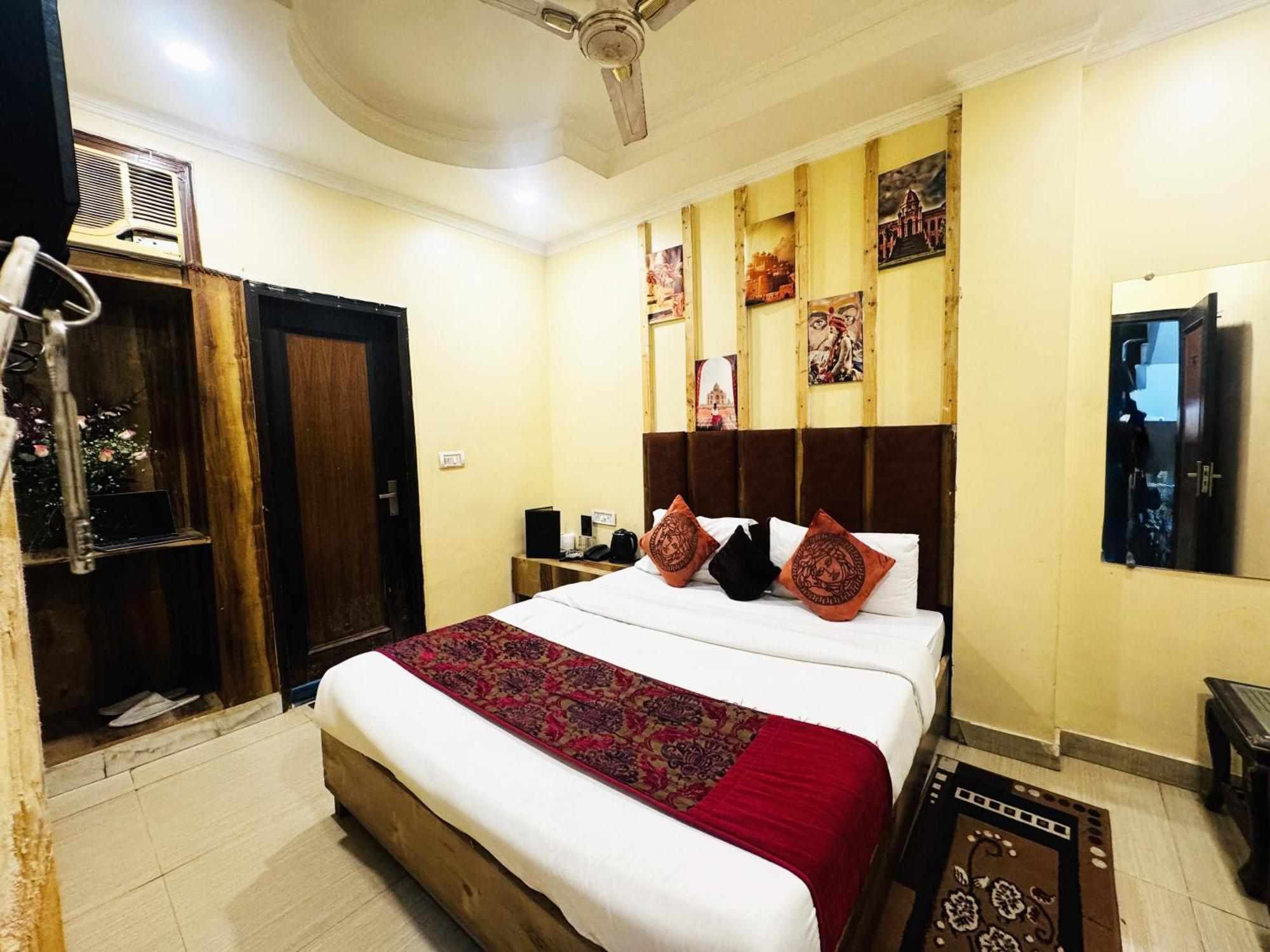 Hotel Jai Balaji, Paharganj, New Delhi Railway Station Exterior foto
