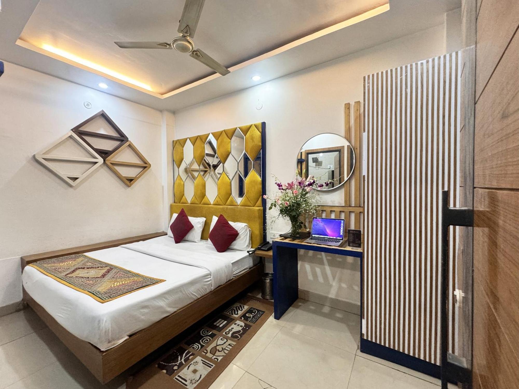 Hotel Jai Balaji, Paharganj, New Delhi Railway Station Exterior foto